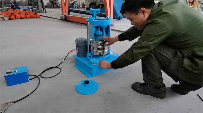 標準振篩機使用注意事項。